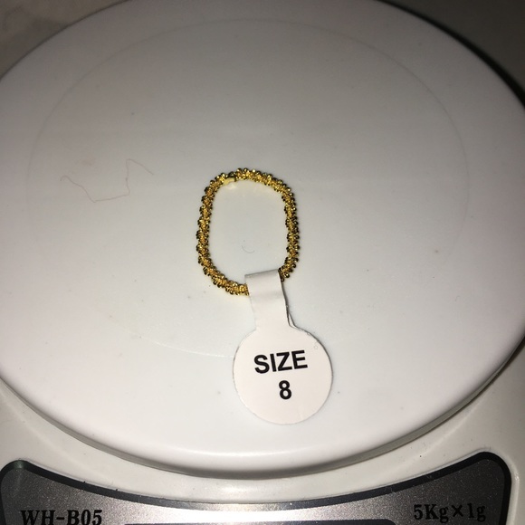 GOLD BROKEN FLOWER RING‼️ - Picture 7 of 9